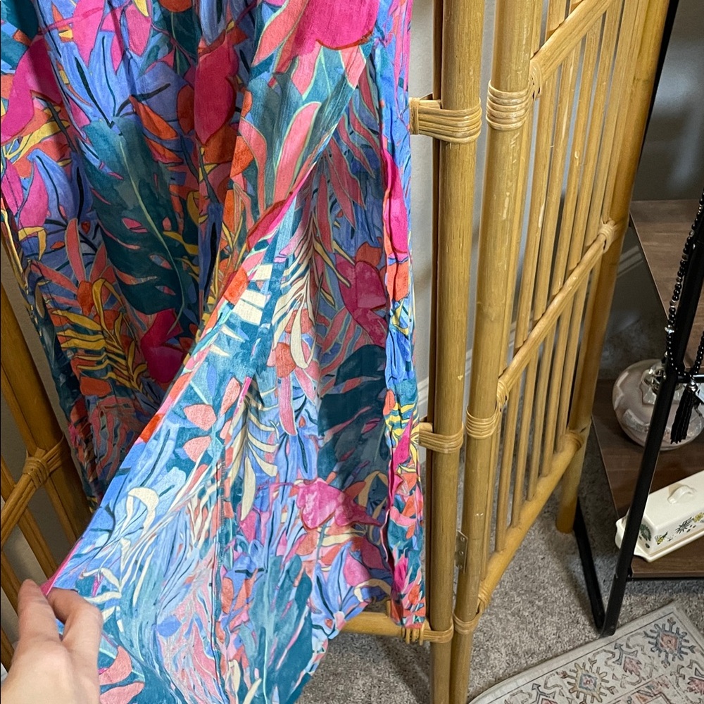 Kona Sol Tropical Print Wide-Leg Pants with slit - Picture 4 of 7